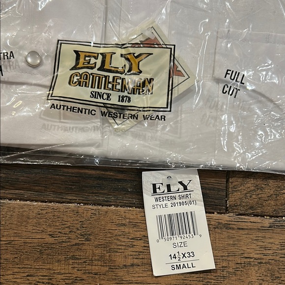 NWT Ely Cattleman White Men's Shirt (2) available 15 1/2 x 33 14 1/2 x 23 - Picture 3 of 11